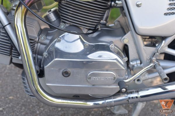 ducati-750-ss-1975-124BACEE97-EE65-1805-76BB-2FD91EB6C174.jpg