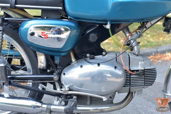 benelli-250-sport-special-6BA01F79B-96F0-6F59-512F-AB47332727C0.jpg