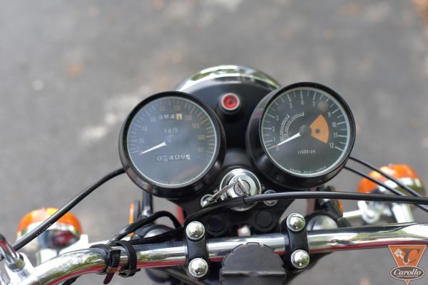 kawasaki-350-s2-122AE4FD65-2011-F48E-6A10-352BE14B59E3.jpg