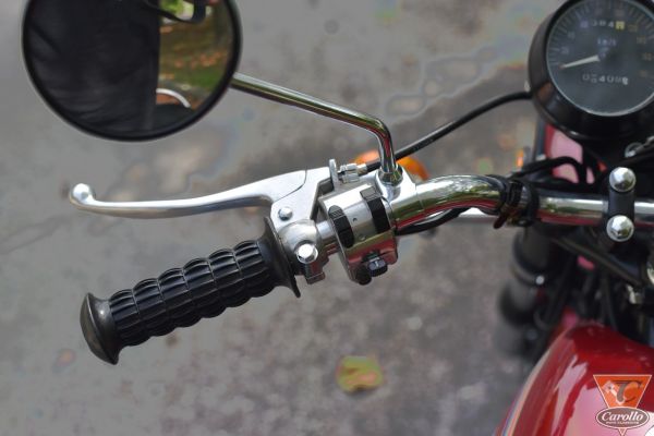 kawasaki-350-s2-1363920462-8CFC-3858-6133-58A4FE1B1D73.jpg