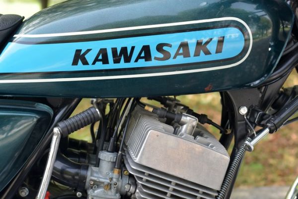 kawasaki-400-s3-6C3DD3890-9800-1BC9-DE86-B2C1A47E1AF1.jpg