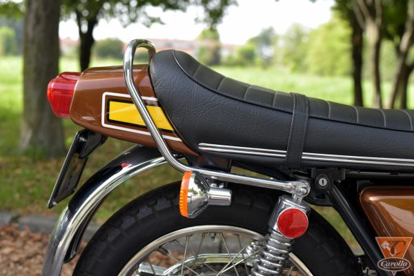 kawasaki-h1-suisio-19EBF32654-2663-6FE8-E6F8-2F7AF21E57C0.jpg