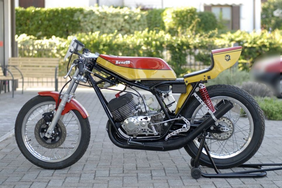 Benelli 250 Mosna