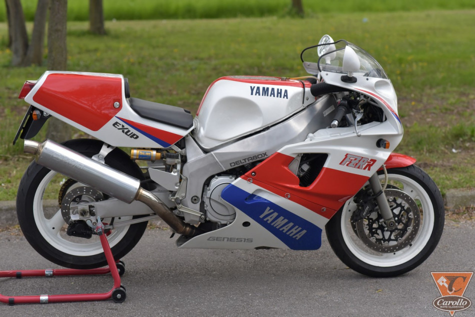Yamaha FZR 750 OW01